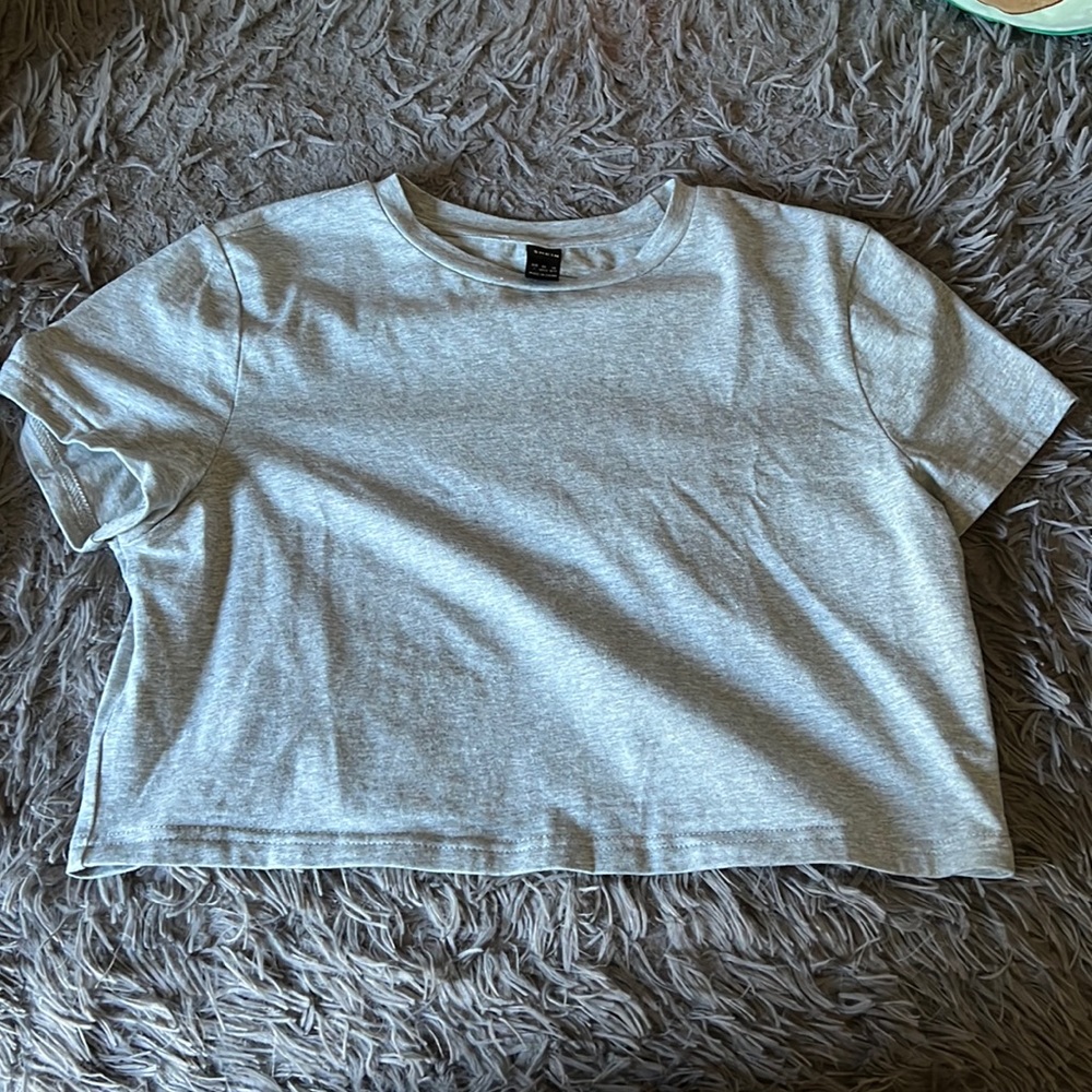 cropped tshirt